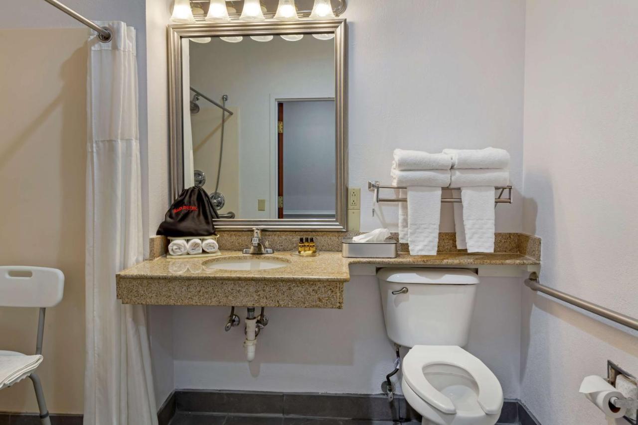 Western Hotel 3*