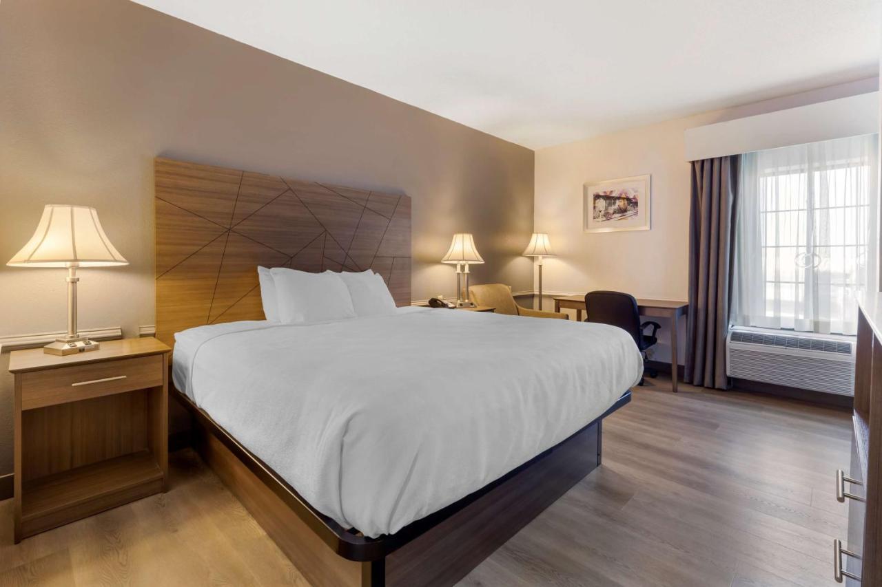 Hotel Western South Hill