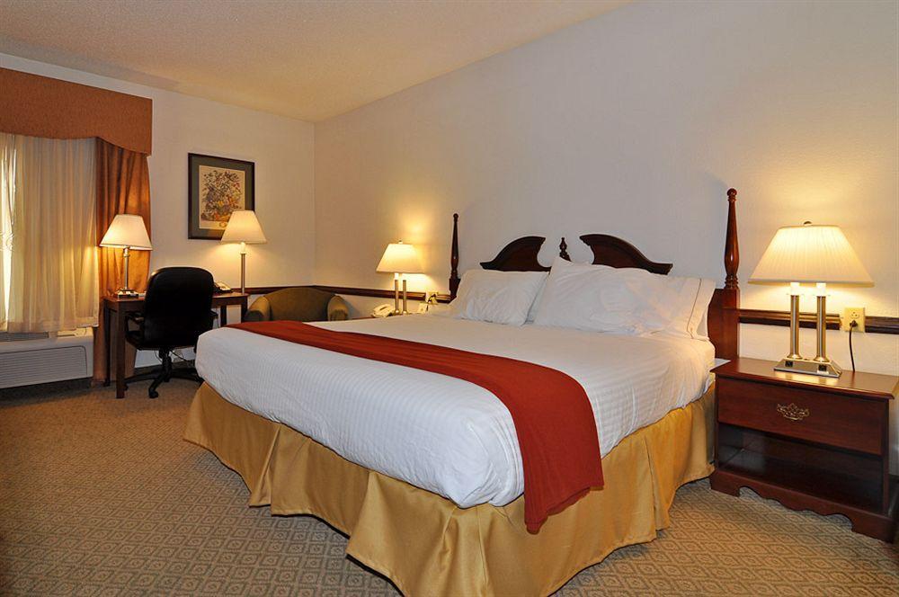 Hotel Western South Hill