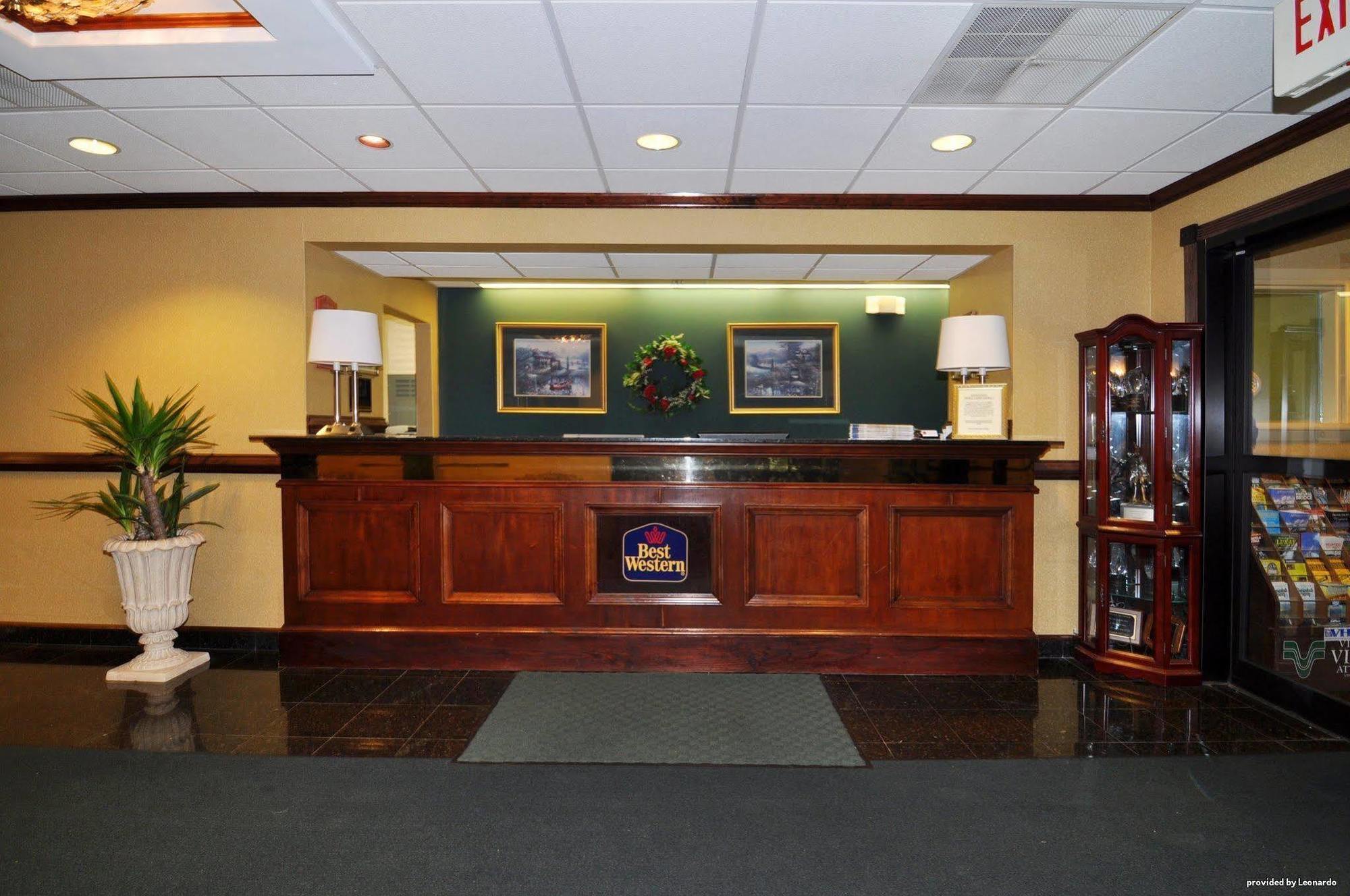 Hotel Western South Hill