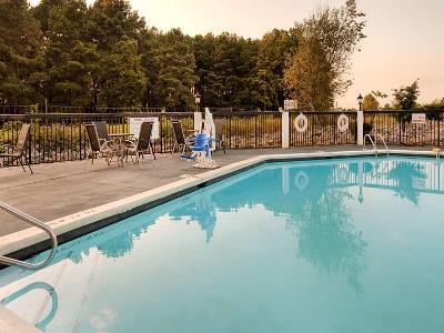 Hotel Western South Hill